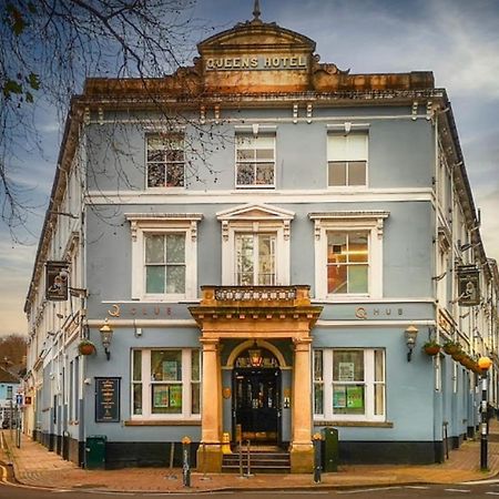 Queens Hotel Newport  Esterno foto