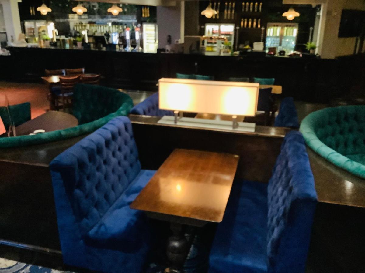 Queens Hotel Newport  Esterno foto