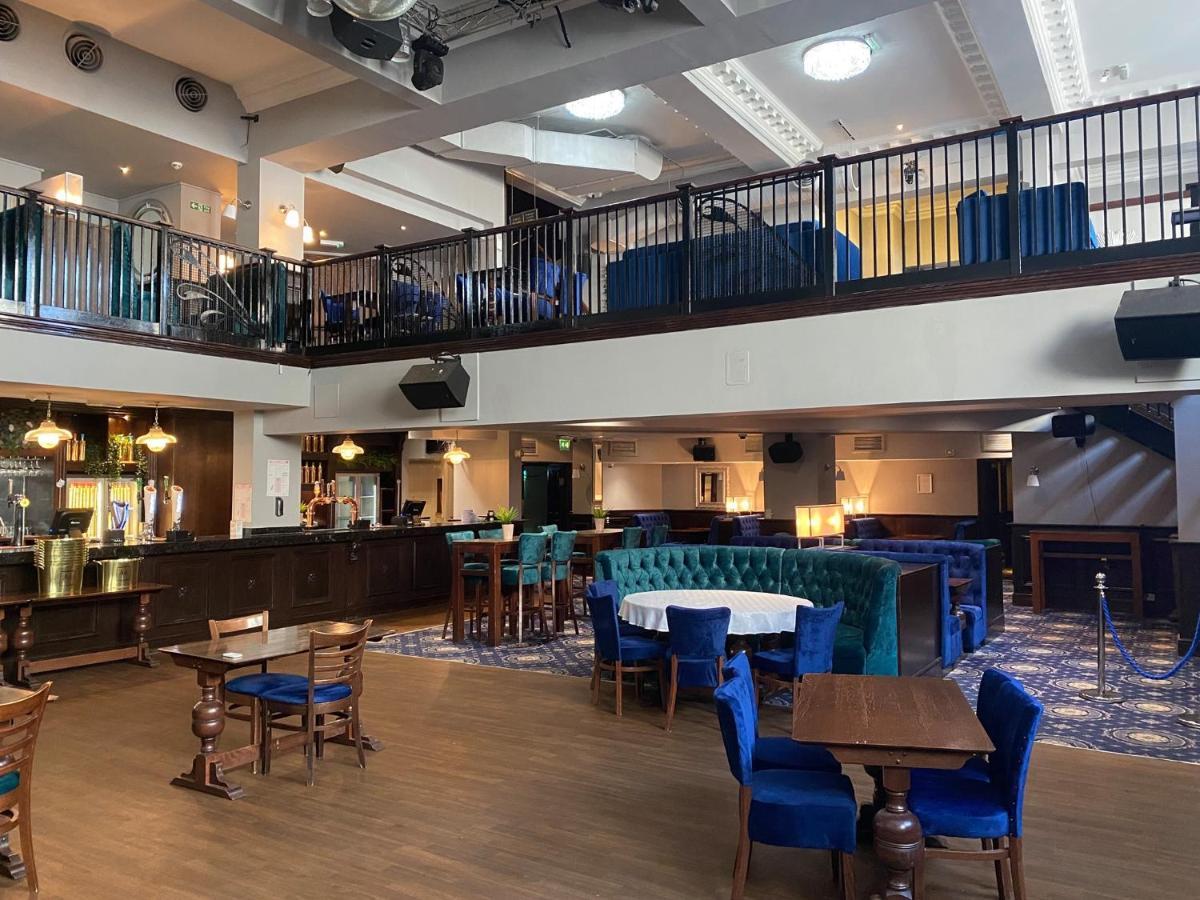 Queens Hotel Newport  Esterno foto